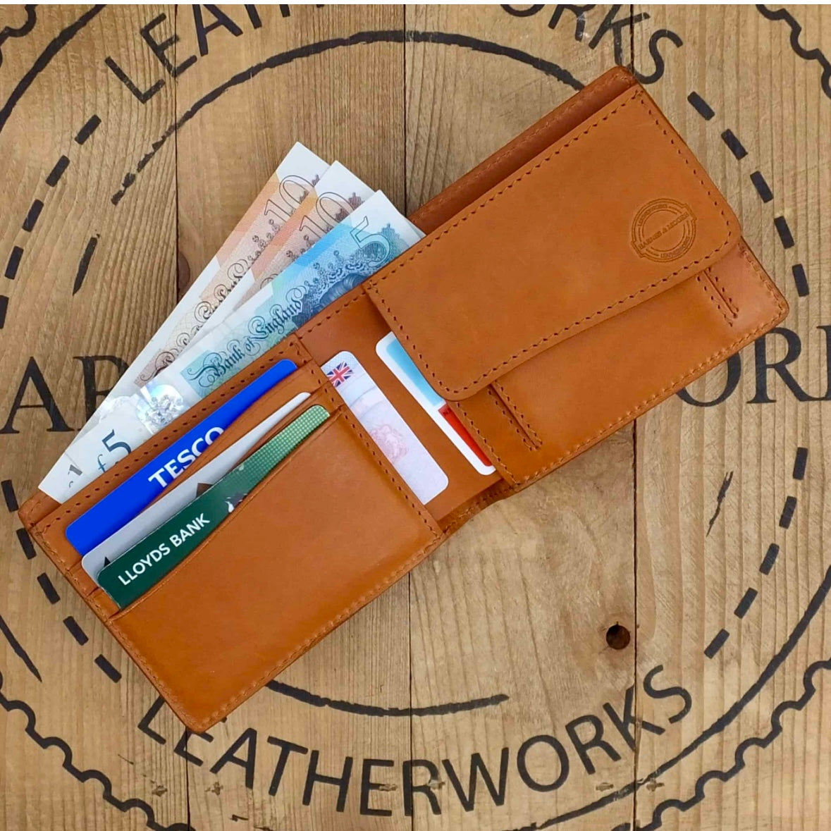 Barnes and Moore Longshore coin wallet