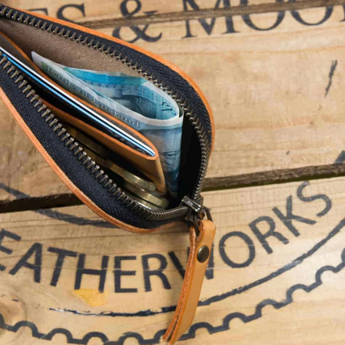 Barnes and Moore Mariner Zip Wallet