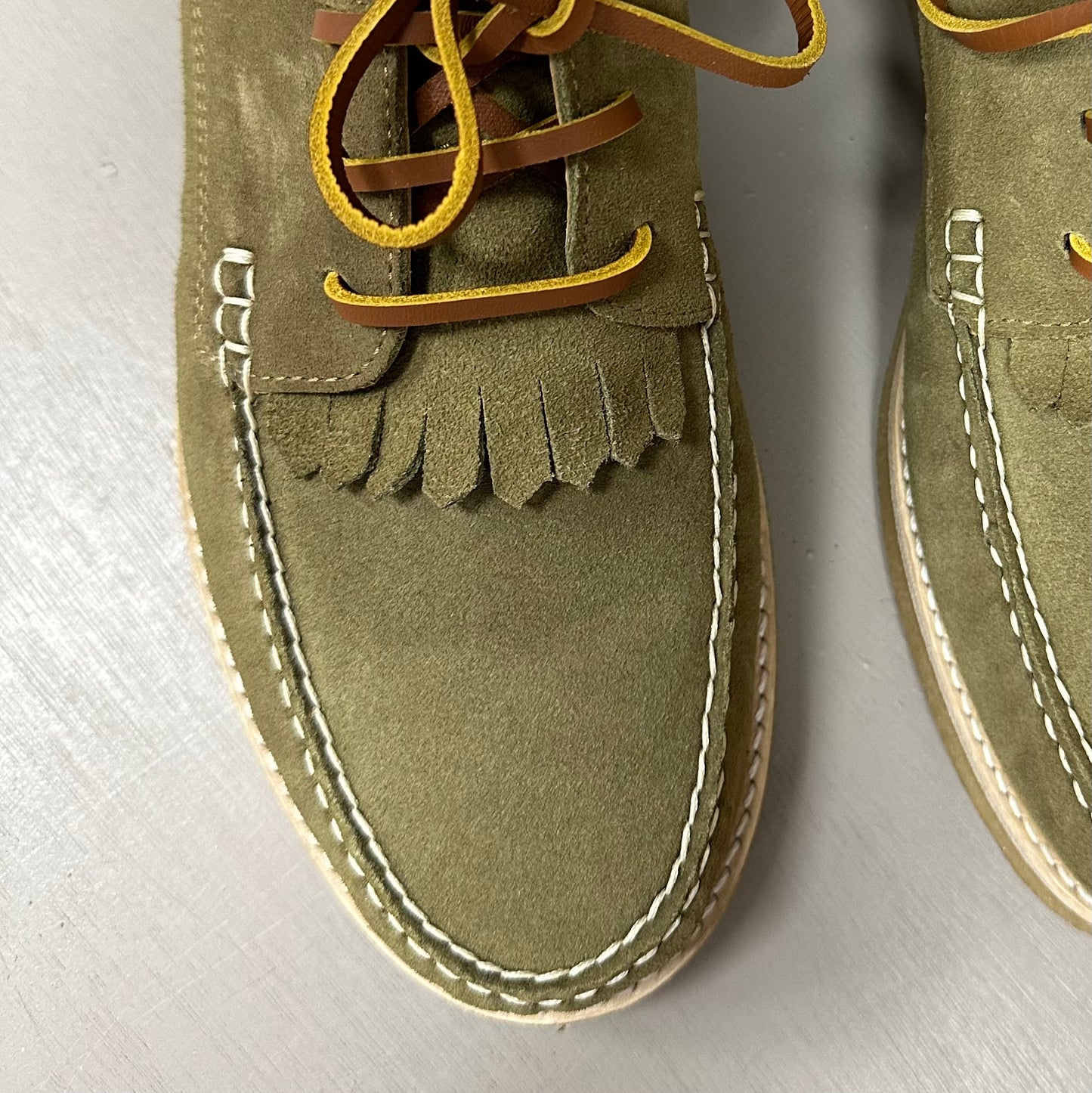 Arrow Moccasin Moc Crepe Fringe