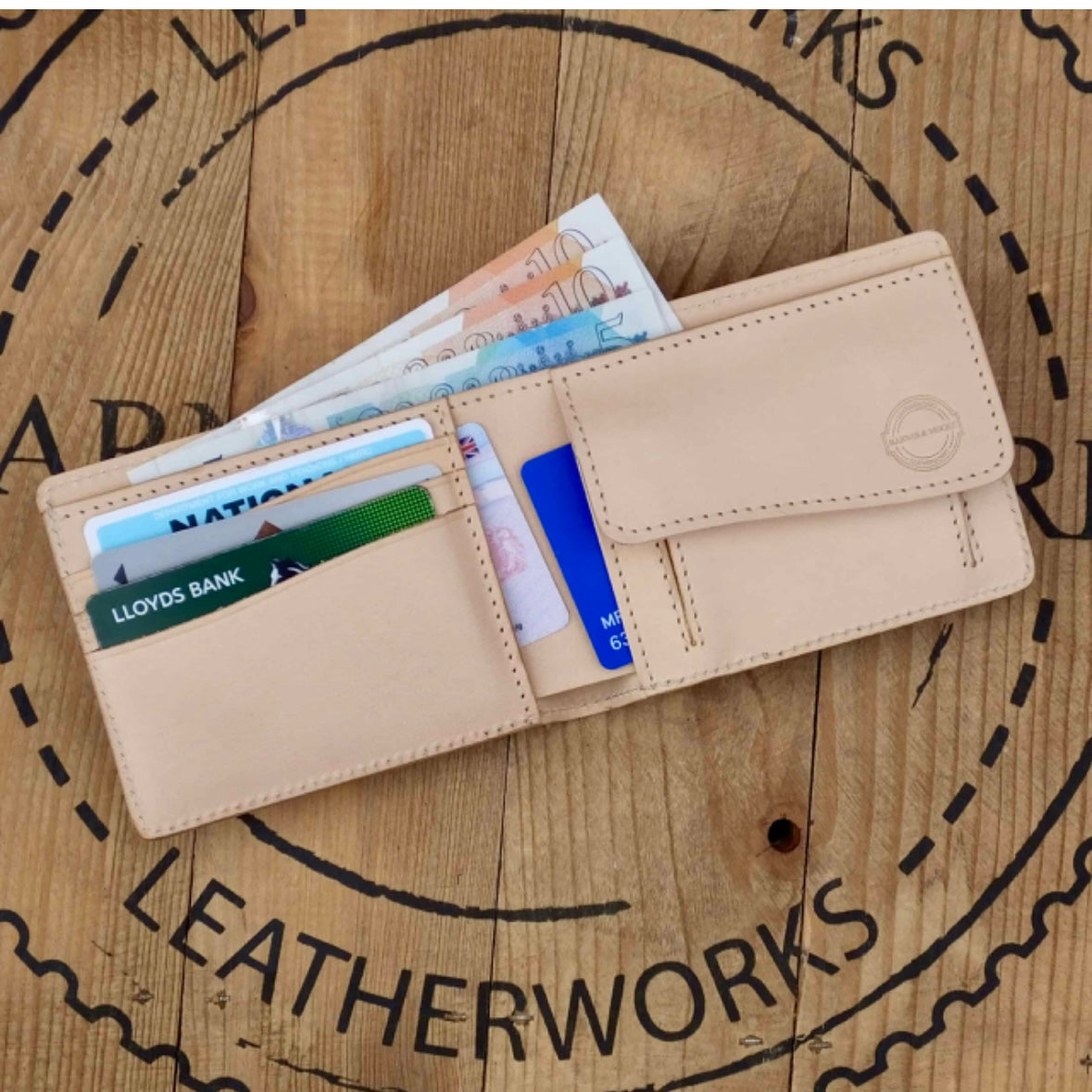 Barnes and Moore Longshore coin wallet