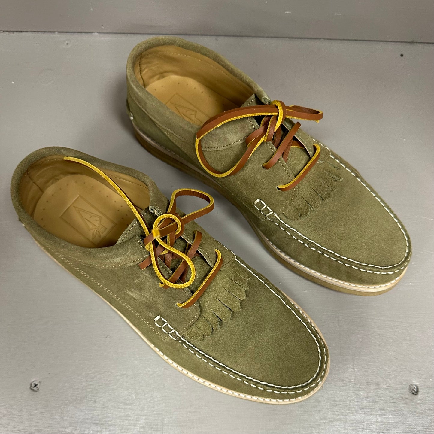 Arrow Moccasin Moc Crepe Fringe