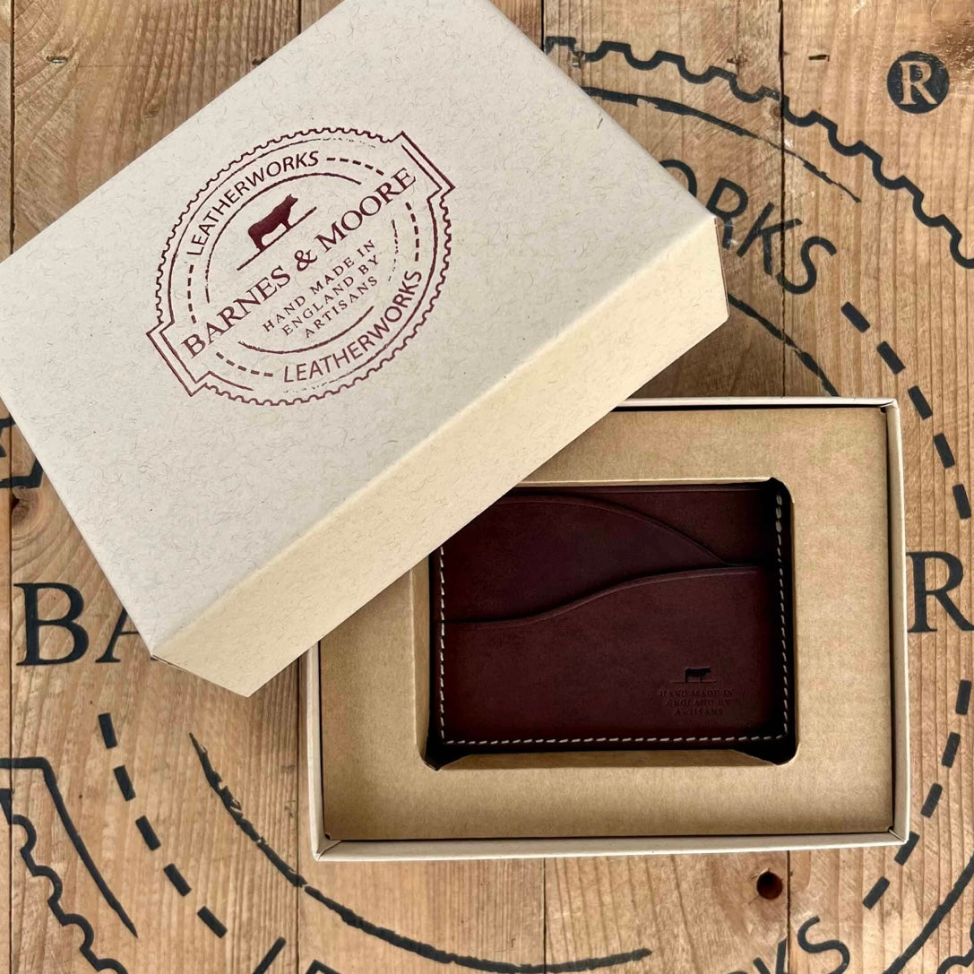 Barnes and Moore Drayman Cardholder