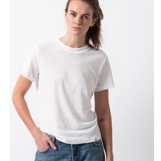 Merz b Schwanen women’s crew neck Tee